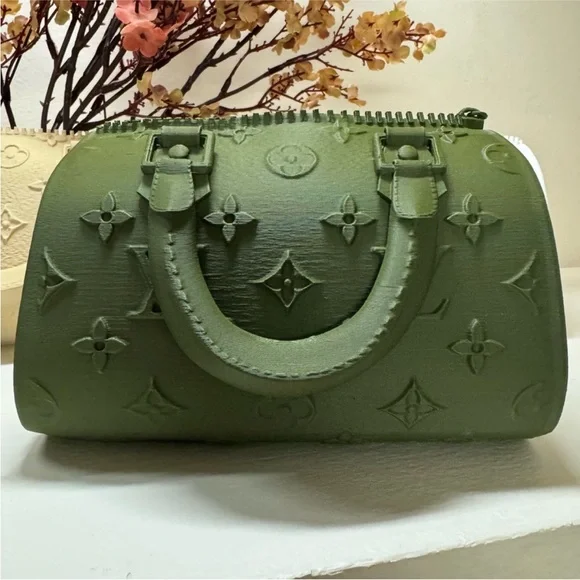 Elegant Designer inspired vase - Picture 3 of 16